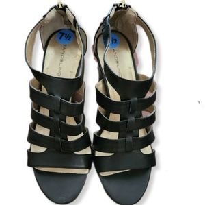 NEW Bandolino Strappy Open Toe Leather Sandals Shoes in Black Size 7.5M